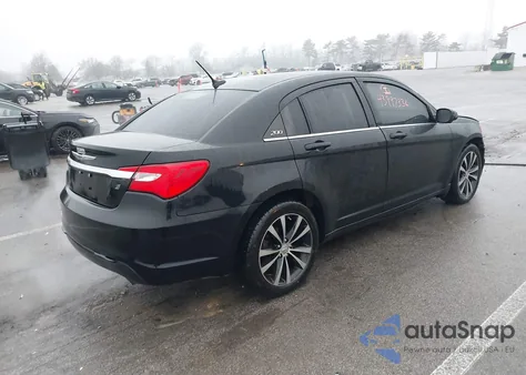 2014 Chrysler 200 Limited из США, поврежденный, VIN 1C3CCBCGXEN172477